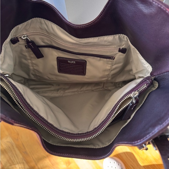 Tumi Deep Burgundy Travel Everyday Bag - Picture 4 of 12